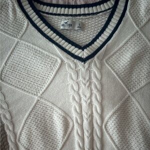 Hollister V Neck Sweater